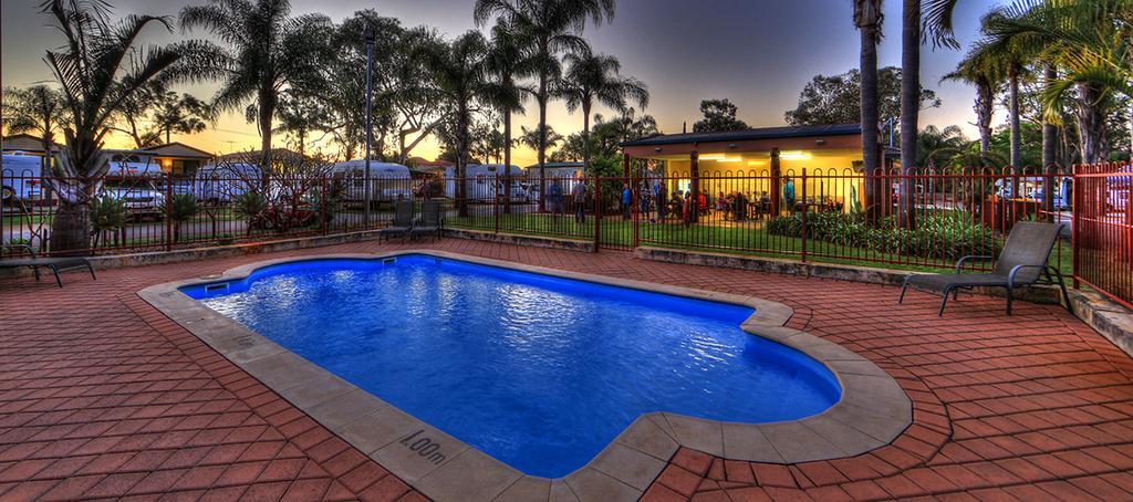 Central Caravan Park Perth Exterior photo